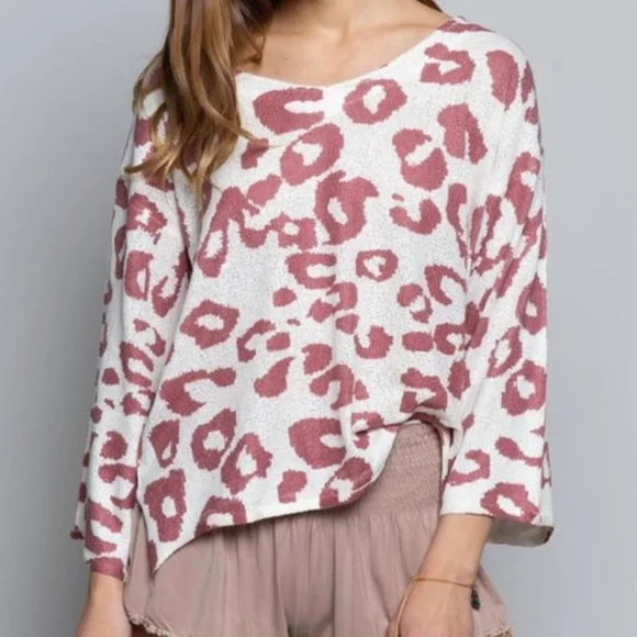 Sold POL thin sweater top - Picture 5 of 5